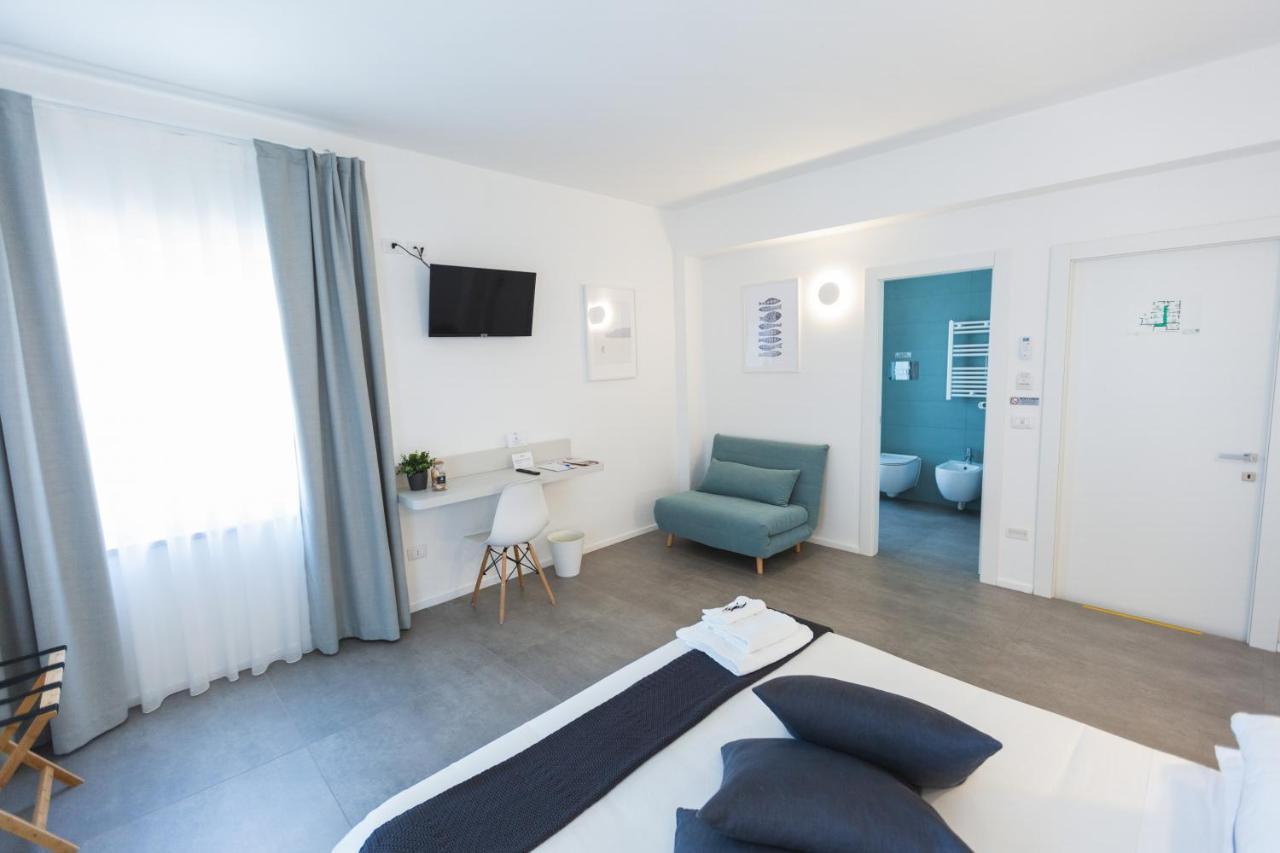 B&B A Due Passi Dal Mare Gela Dış mekan fotoğraf