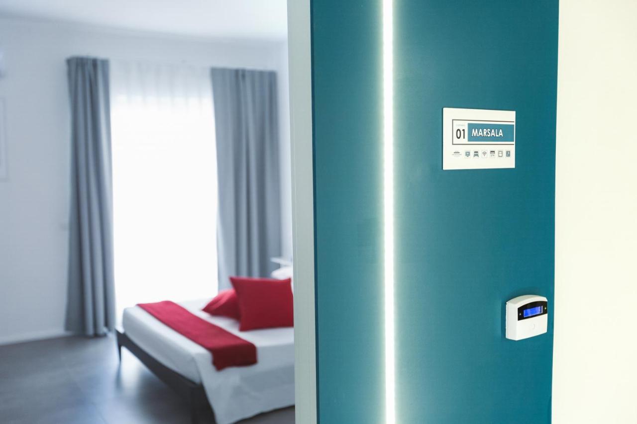 B&B A Due Passi Dal Mare Gela Dış mekan fotoğraf